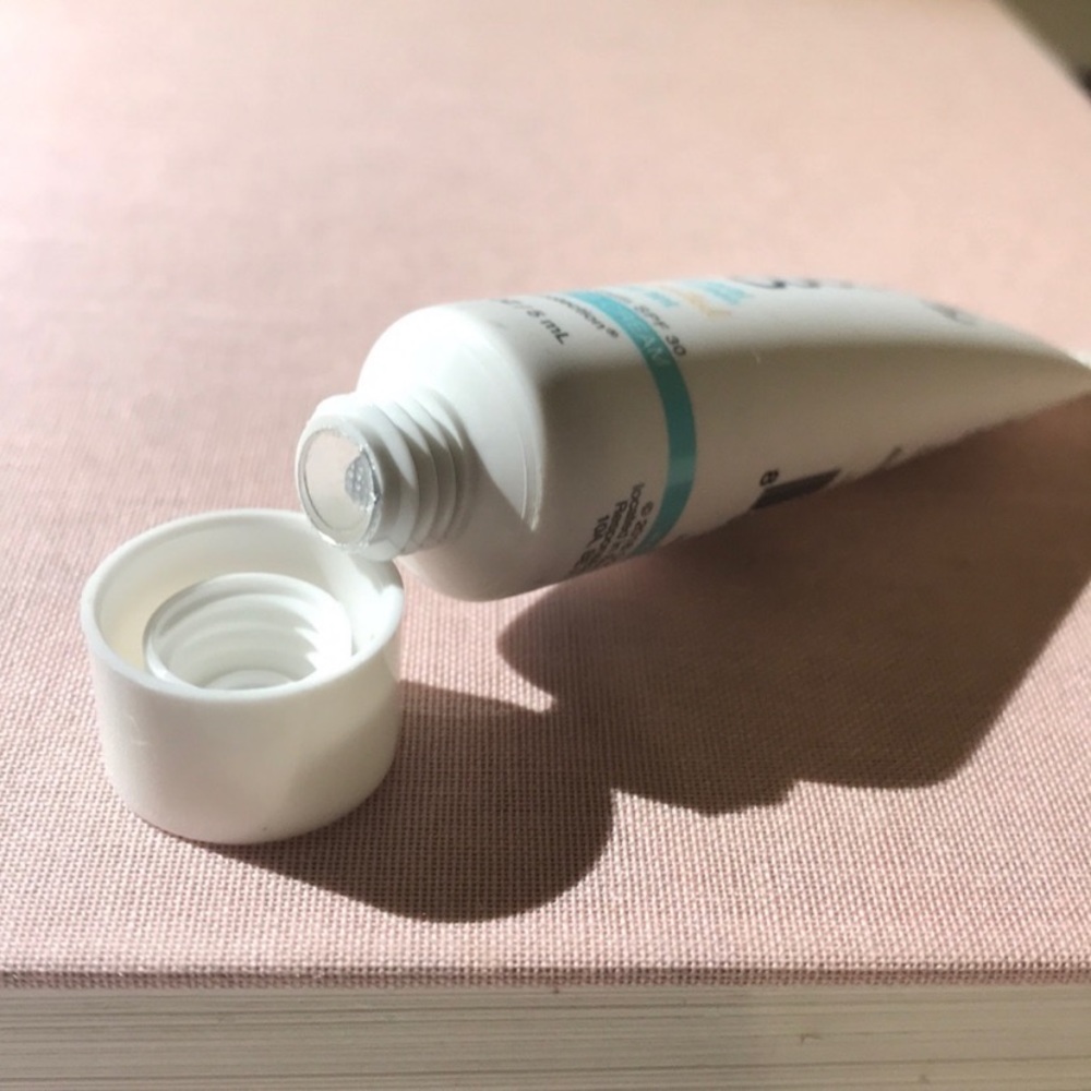Luxury Full Skincare Routine Sample Bundle! - Picture 11 of 14